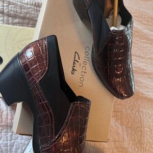Collection By Clark’s. Brown croc Emily Amelia shows. Size 10m